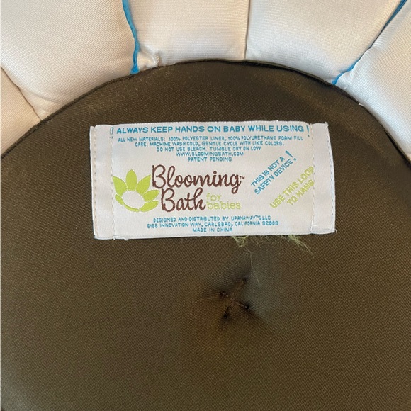 Blooming Bath Baby Bath Soft Sink Bath Pillow Blue 0-6 Months Flower Seat - Picture 5 of 8